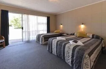 Asure Cleveland Motel 4*